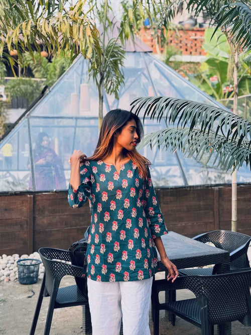 Jiniya Short Kurti
