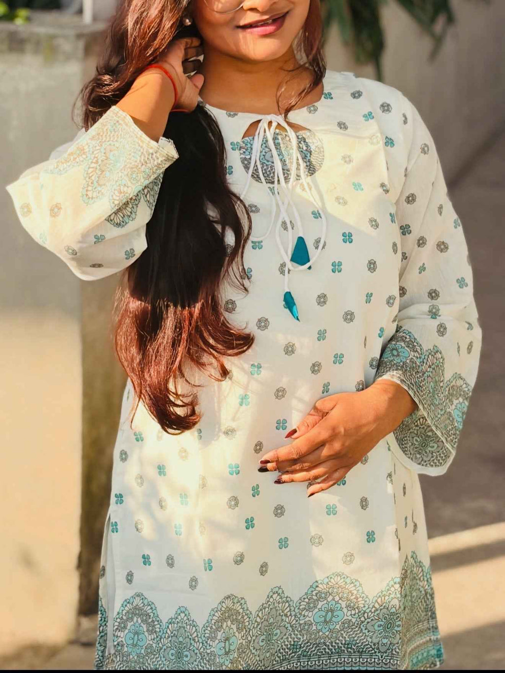 Tiya Kurti