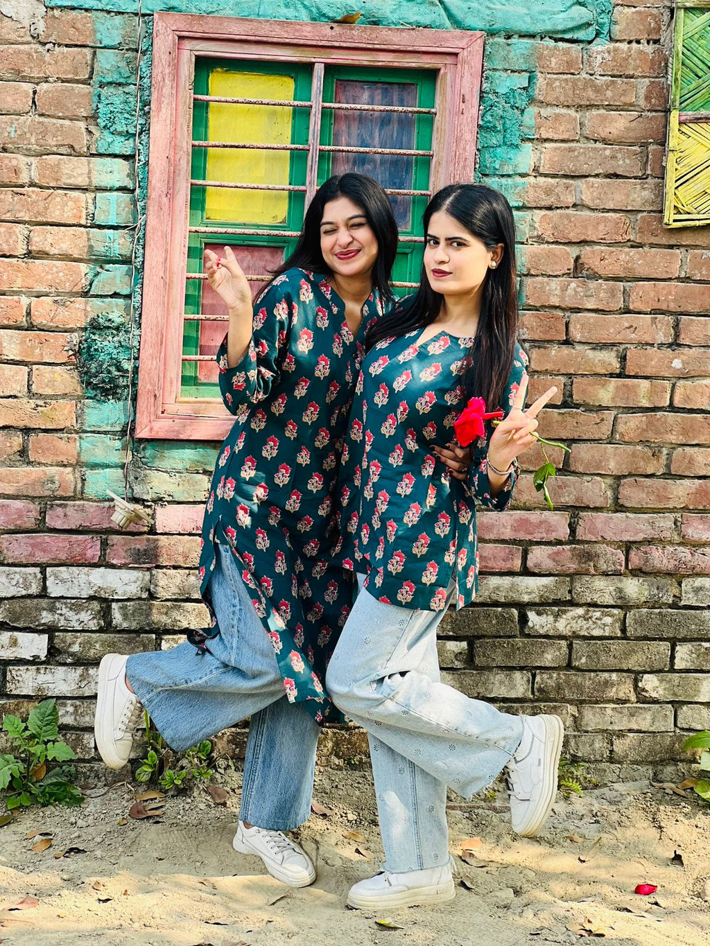 Jiniya Long Kurti