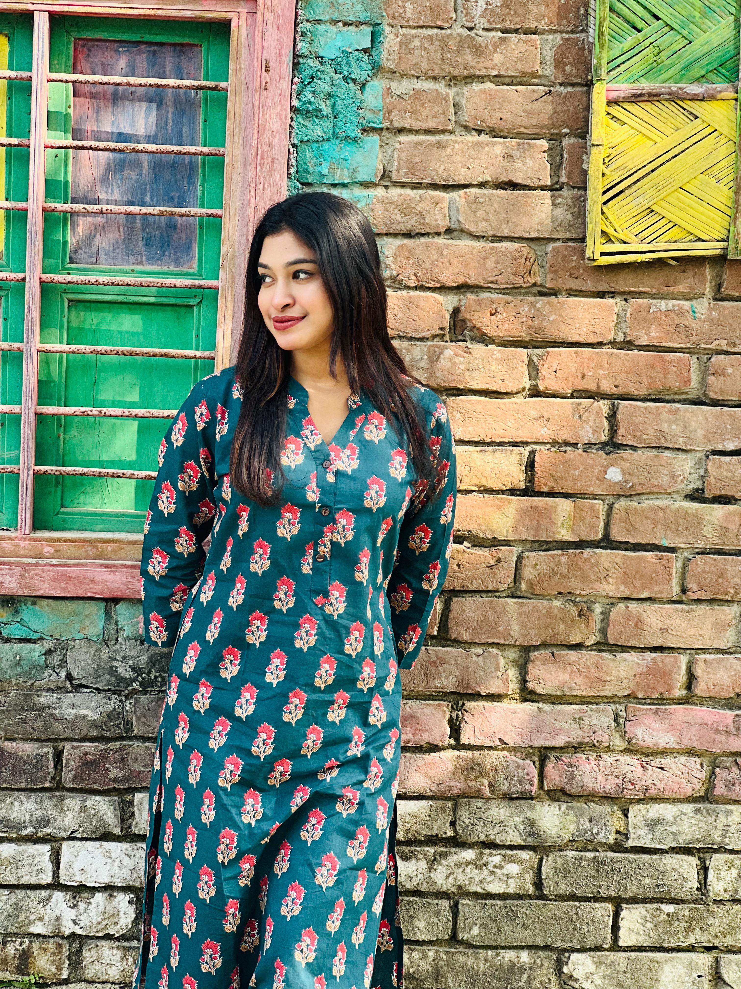 Jiniya Long Kurti